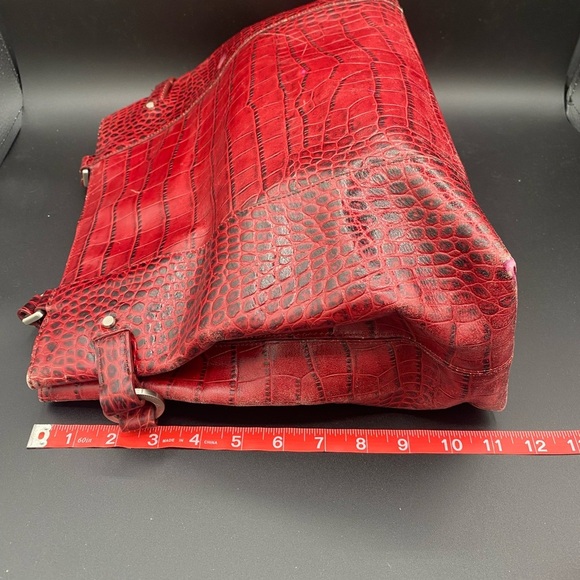 Ann Taylor Red Crocodile-Pattern Shoulder Bag- leather - Picture 6 of 11